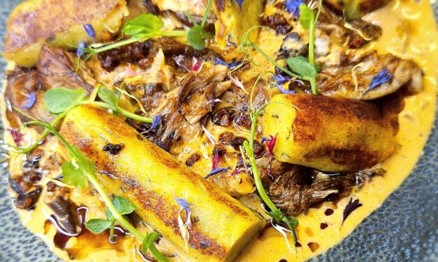 Őzlábgomba ragu, burgonyanudlival